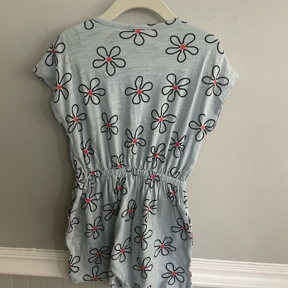 Stem by Nordstrom Toddler Girls Size 2 Blue Daisy Floral Print Romper - Picture 9 of 10